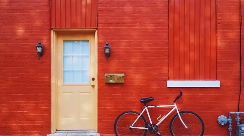 wood house window bicycle home wall 106853 pxhere 65de3991bb