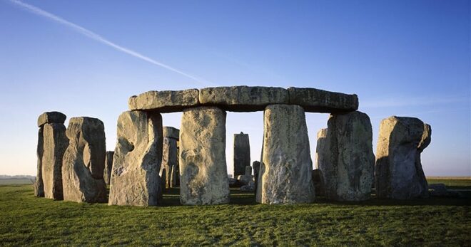 stonehenge from ne 800x420 1